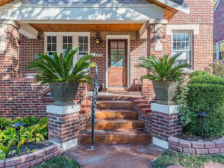 Covered Front Porch