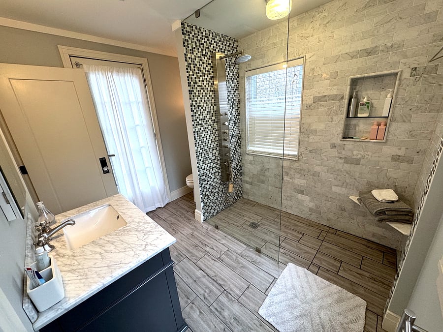 Bathroom 2