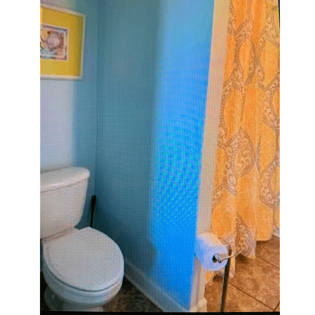 Bathroom w/shower between bedrooms 2 and 3