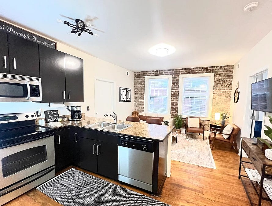 Furnished Finder property 798281_1 photo 4