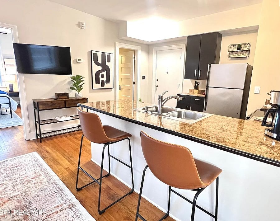 Furnished Finder property 798281_1 photo 5