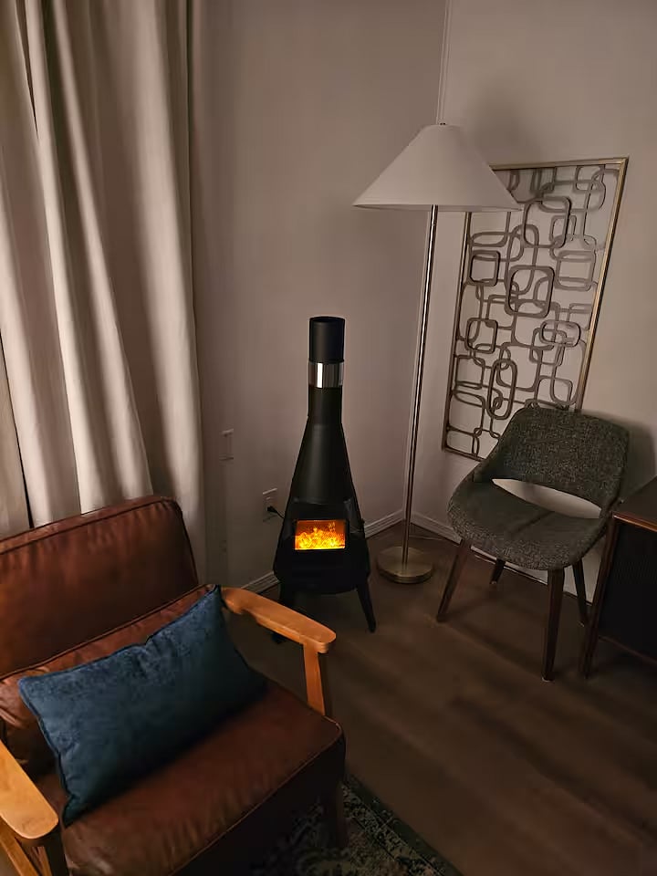 Get comfortable and enjoy a retro ambiance in the living room.