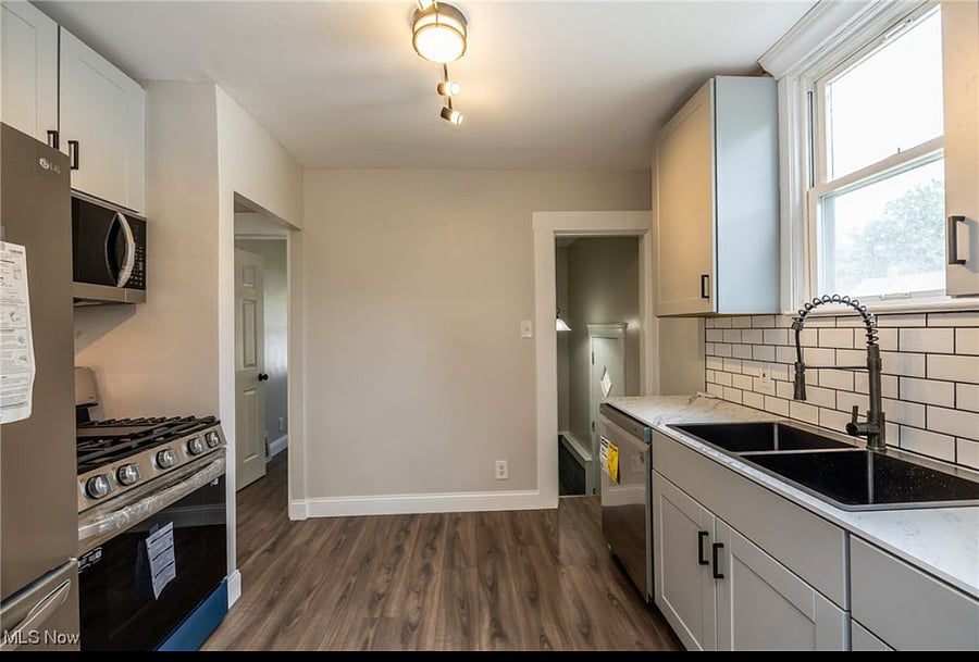 Furnished Finder property 798575_1 photo 6