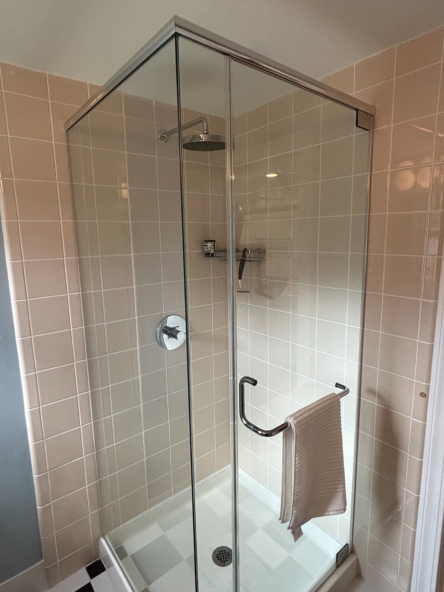 Roomy shower with rain shower head