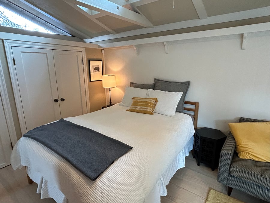 Comfy Queen bed