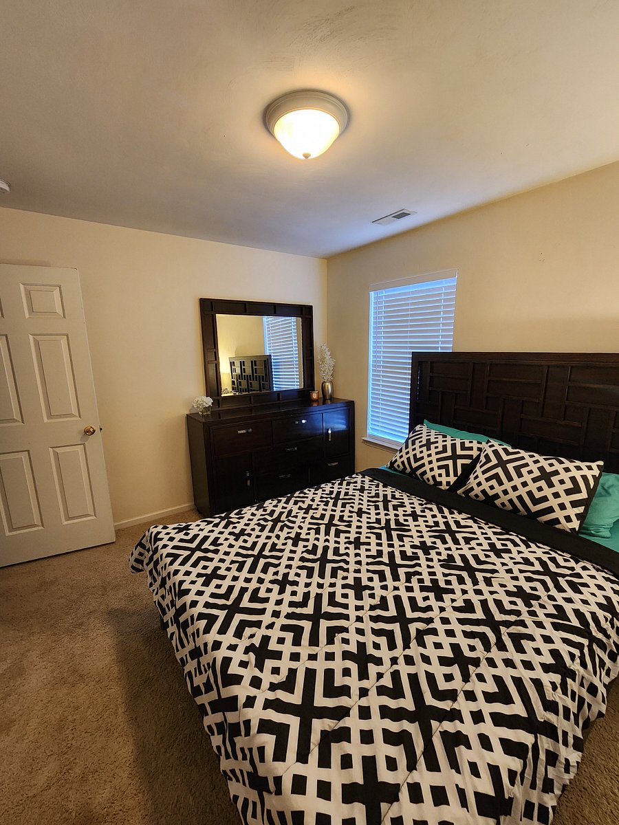Furnished Finder property 798835_1 photo 3