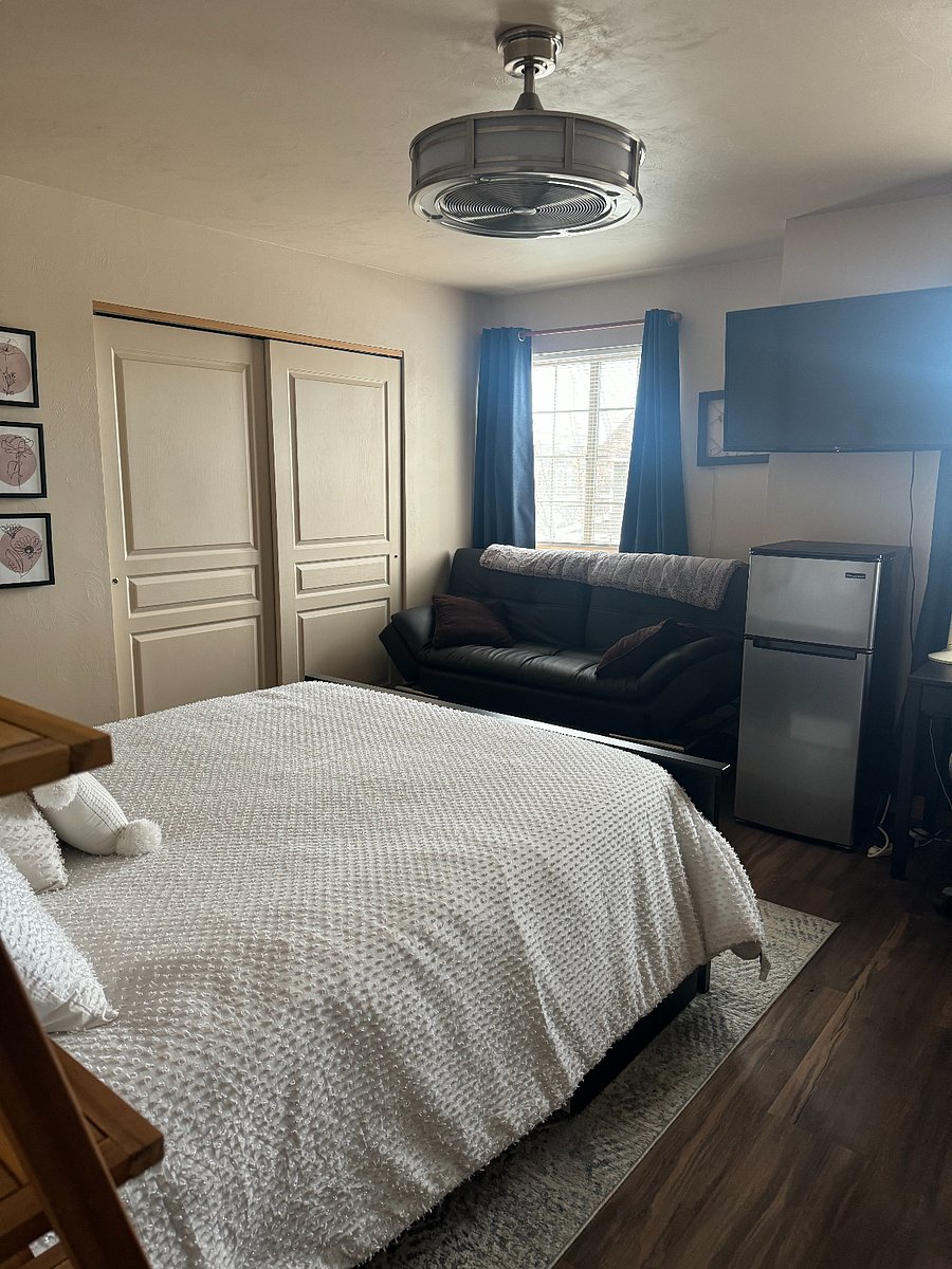 Master bed