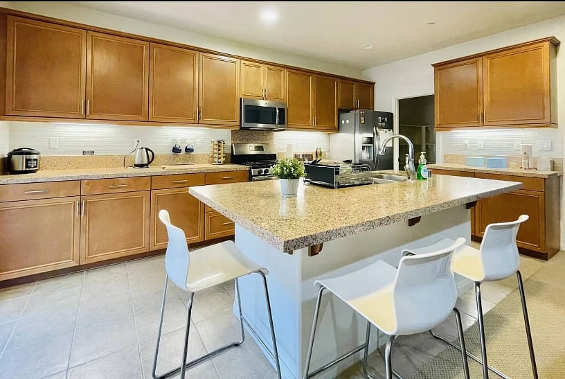 Furnished Finder property 798995_1 photo 3