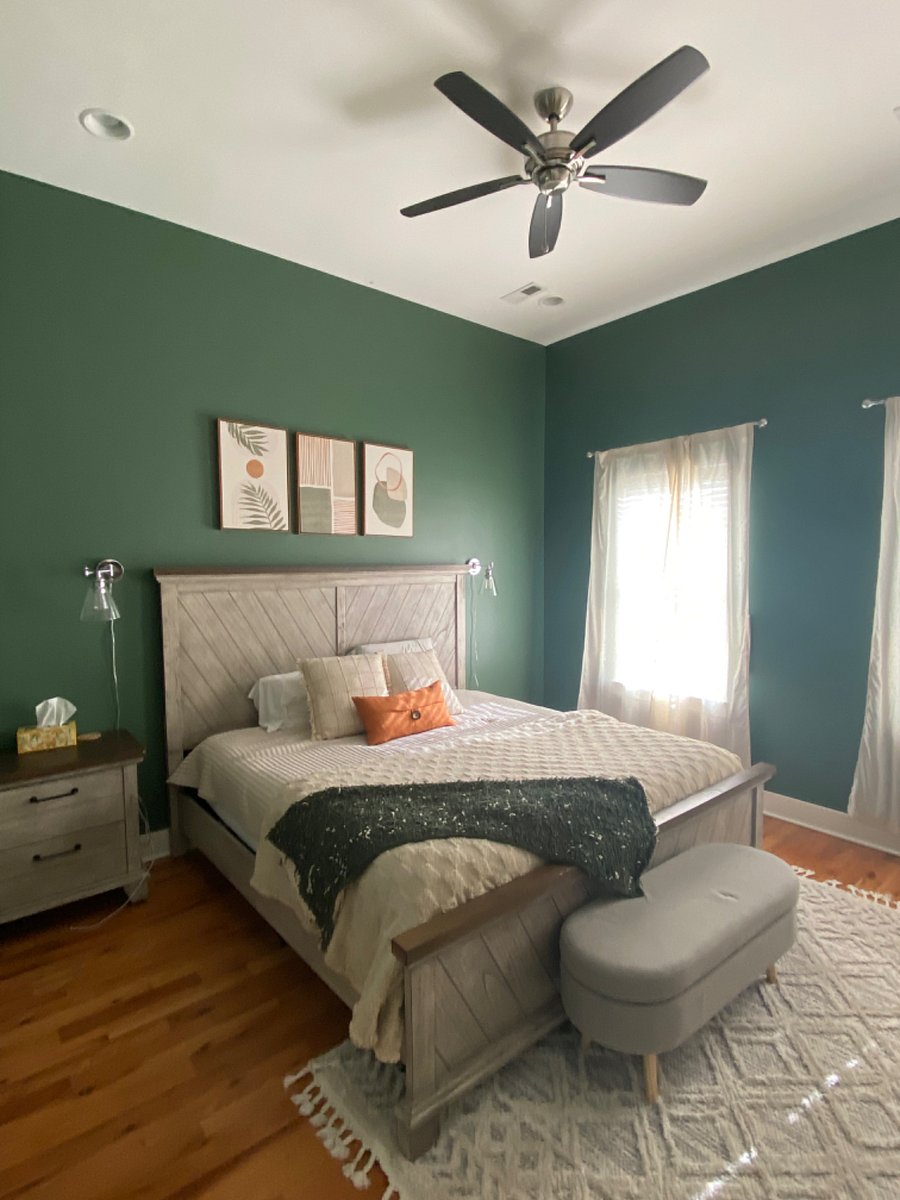 Primary suite w/ King Bed