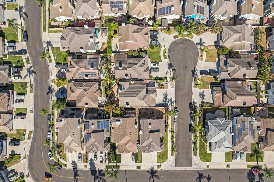 The property is in a culdesac
flexible with extensions
