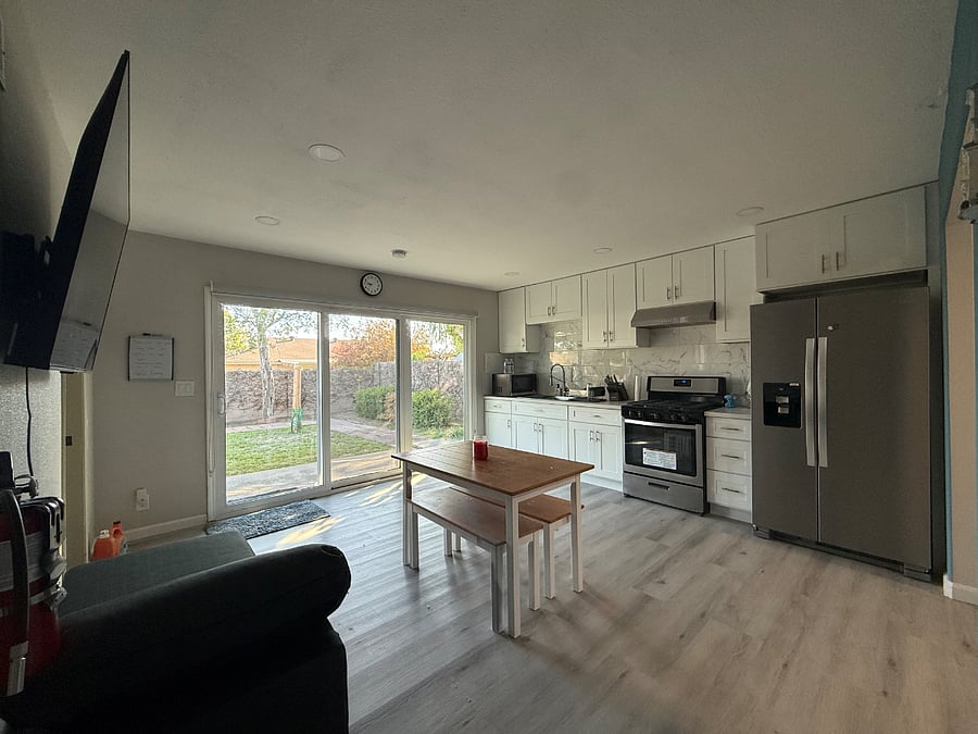 Furnished Finder property 799207_1 photo 4