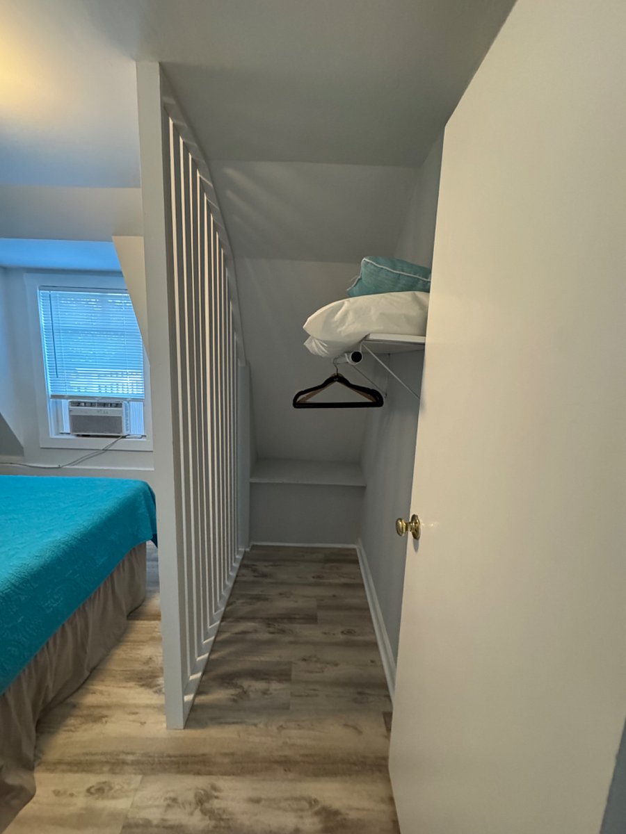 Back bedroom double bed