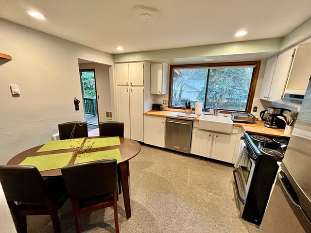 Furnished Finder property 799286_2 photo 3
