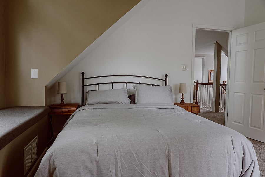Upstairs bedroom 4 - 2 queen beds in this room