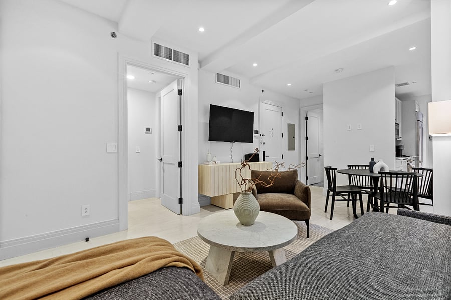 Furnished Finder property 799400_1 photo 7