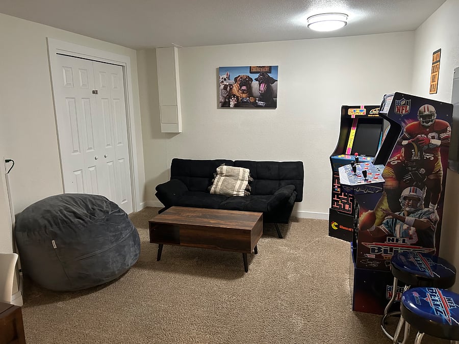 3rd room, extra Foton for sleeping. Desk Area/Game room. Storage space
