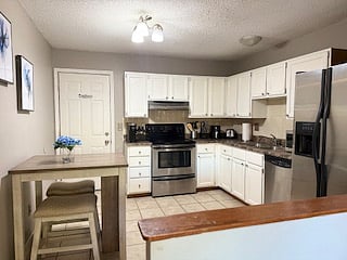 Furnished Finder property 799449_1 photo 14