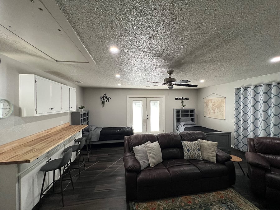 Twin Beds & Queen Pull Out Couch.