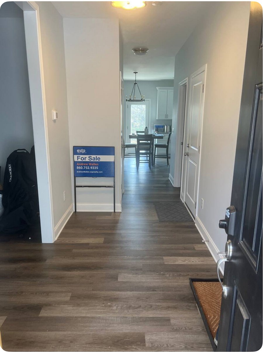 Front door foyer