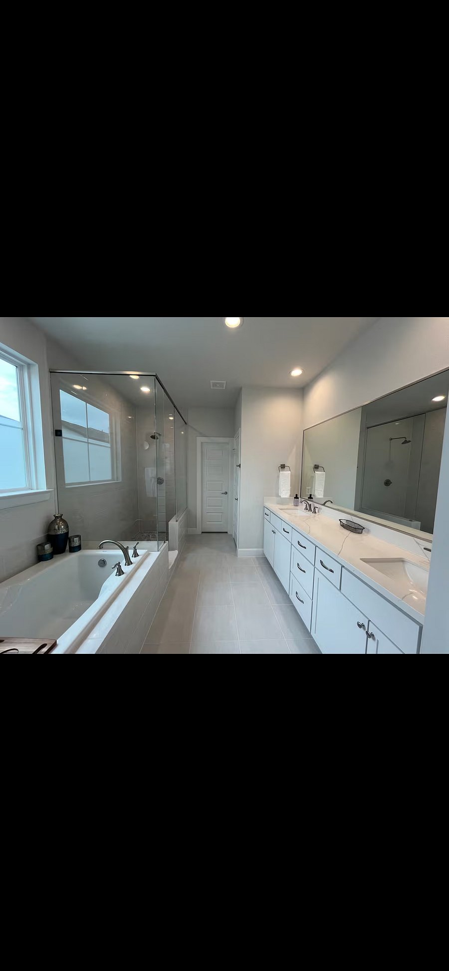 Furnished Finder property 799629_10 photo 3