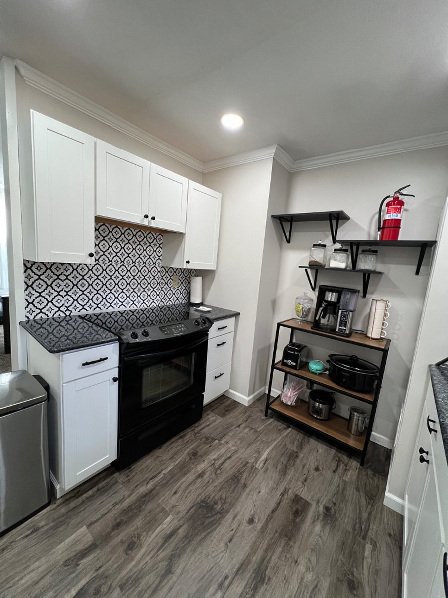 Furnished Finder property 799661_1 photo 17