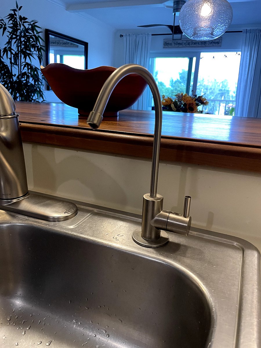 pH water filter