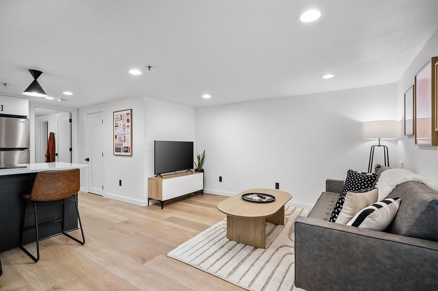 Living Room - Smart TV