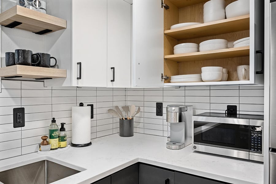 Kitchen - Fully Stocked with Dishes / Pots / Pans / Utensils