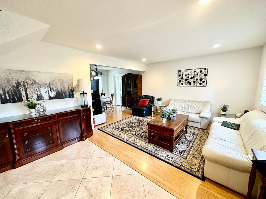 Furnished Finder property 800023_1 photo 3