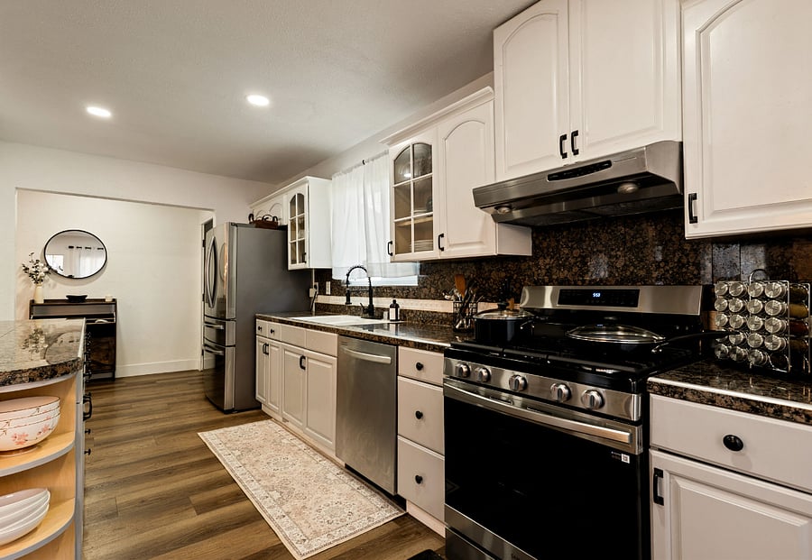 Furnished Finder property 800042_1 photo 7