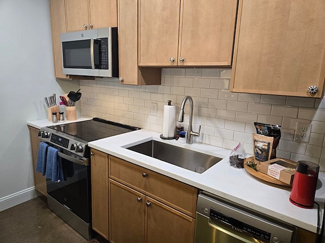 Furnished Finder property 800080_1 photo 6