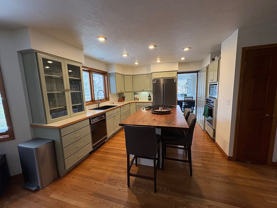 Furnished Finder property 800084_1 photo 4