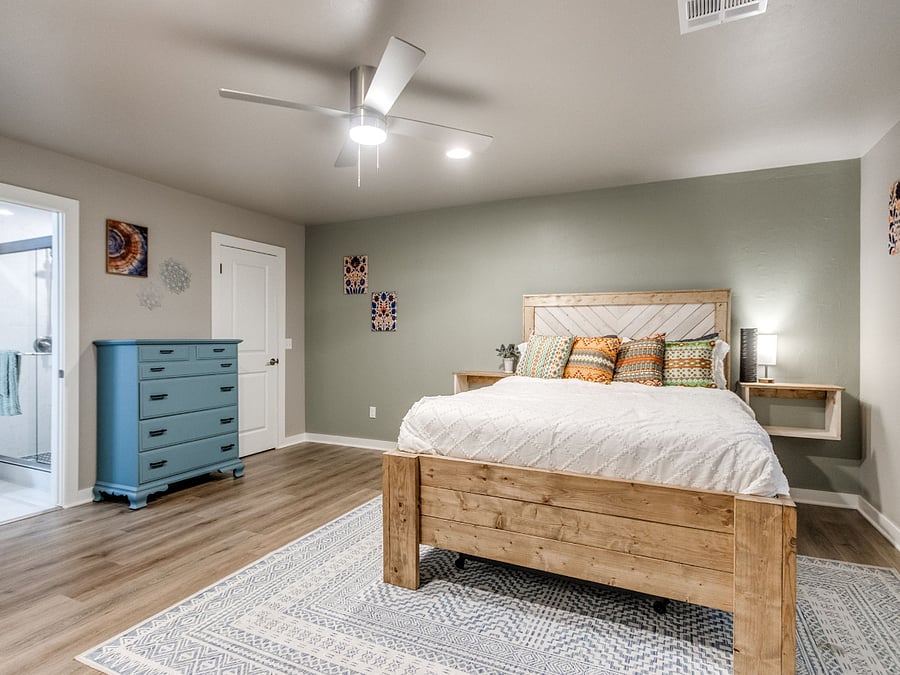 Furnished Finder property 800130_1 photo 25