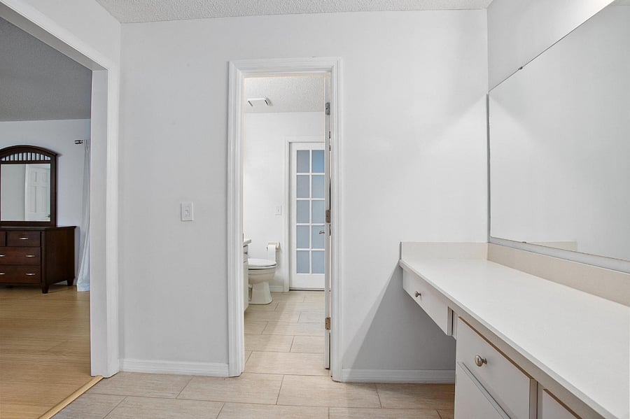 Furnished Finder property 800142_1 photo 23