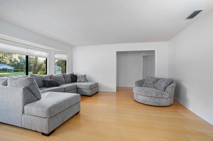 Furnished Finder property 800142_1 photo 7
