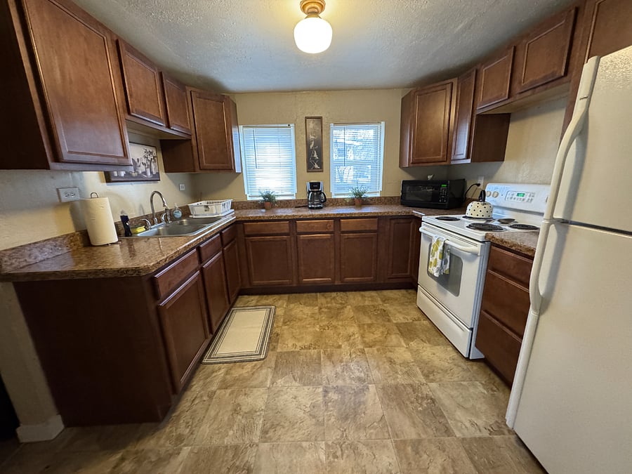 Furnished Finder property 800151_1 photo 3