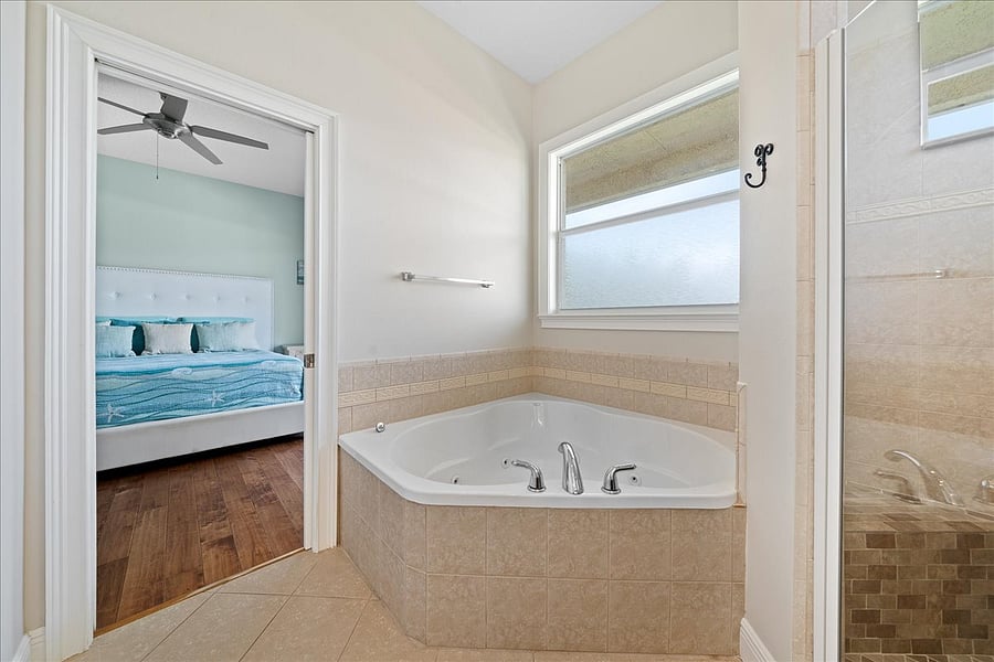Furnished Finder property 800173_1 photo 16
