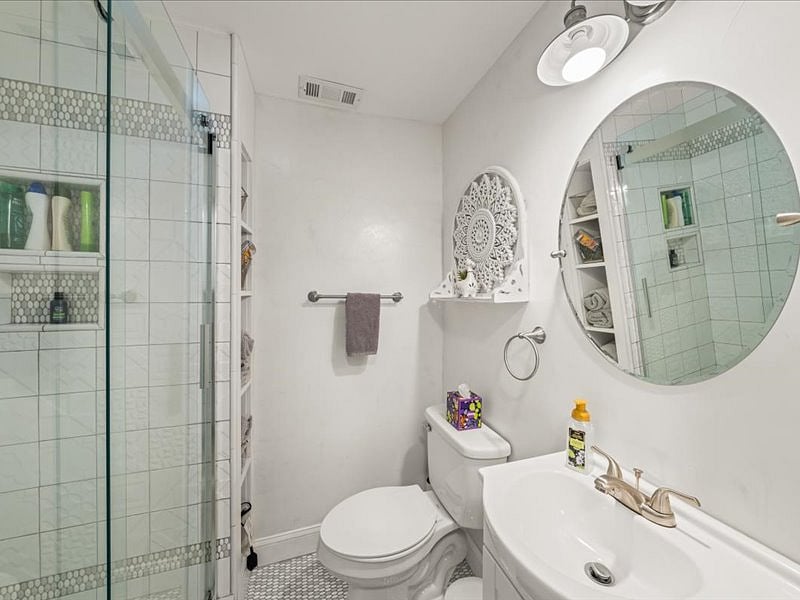 Furnished Finder property 800196_1 photo 6