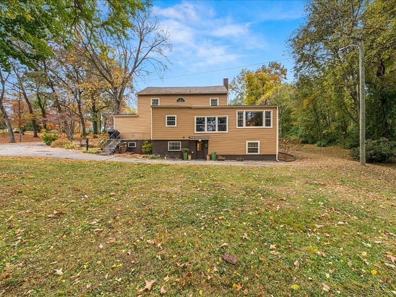 Furnished Finder property 800196_1 photo 10
