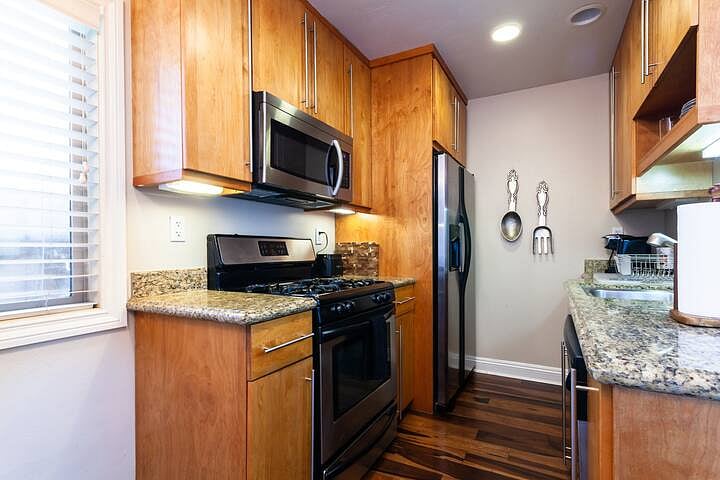 Furnished Finder property 800201_1 photo 4