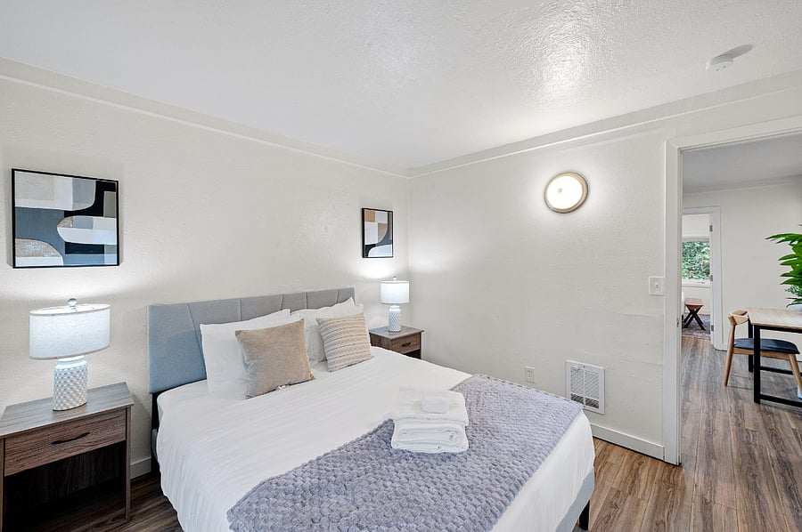 Furnished Finder property 800230_1 photo 6