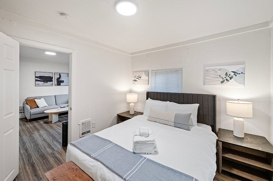 Furnished Finder property 800230_1 photo 13