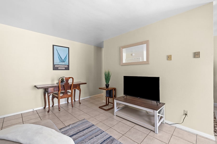Furnished Finder property 800279_1 photo 18