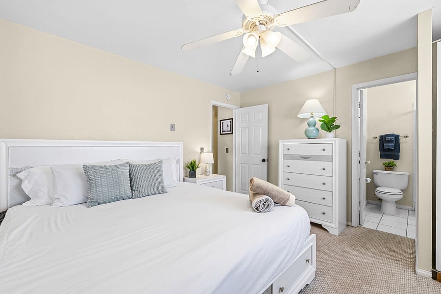 Furnished Finder property 800279_1 photo 32