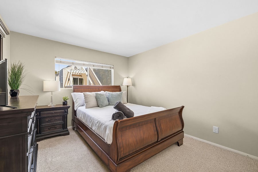 Furnished Finder property 800279_1 photo 36