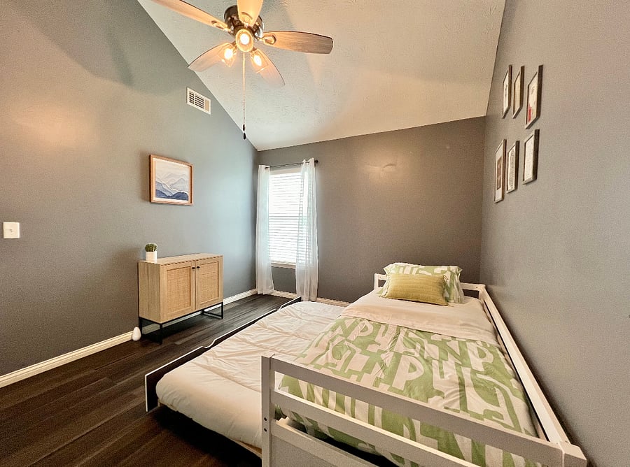 Furnished Finder property 800283_1 photo 13
