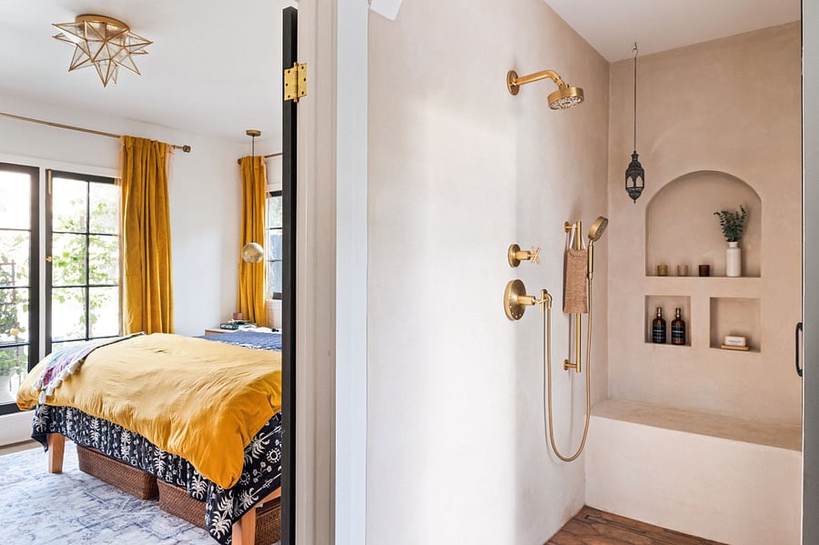 Primary bedroom w/ attached ensuite