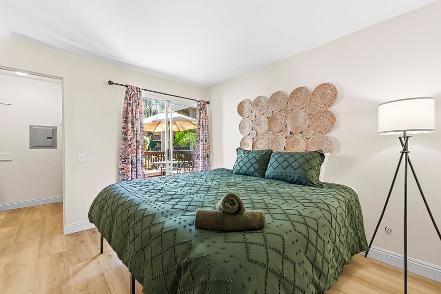 Furnished Finder property 800303_1 photo 4