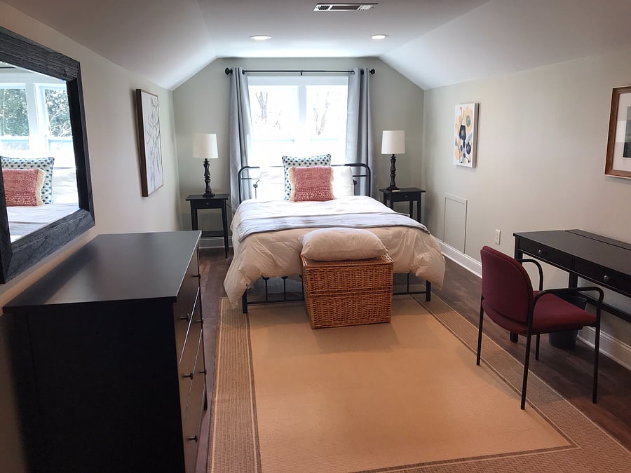 Large spare bedroom with office area and large walk in closet