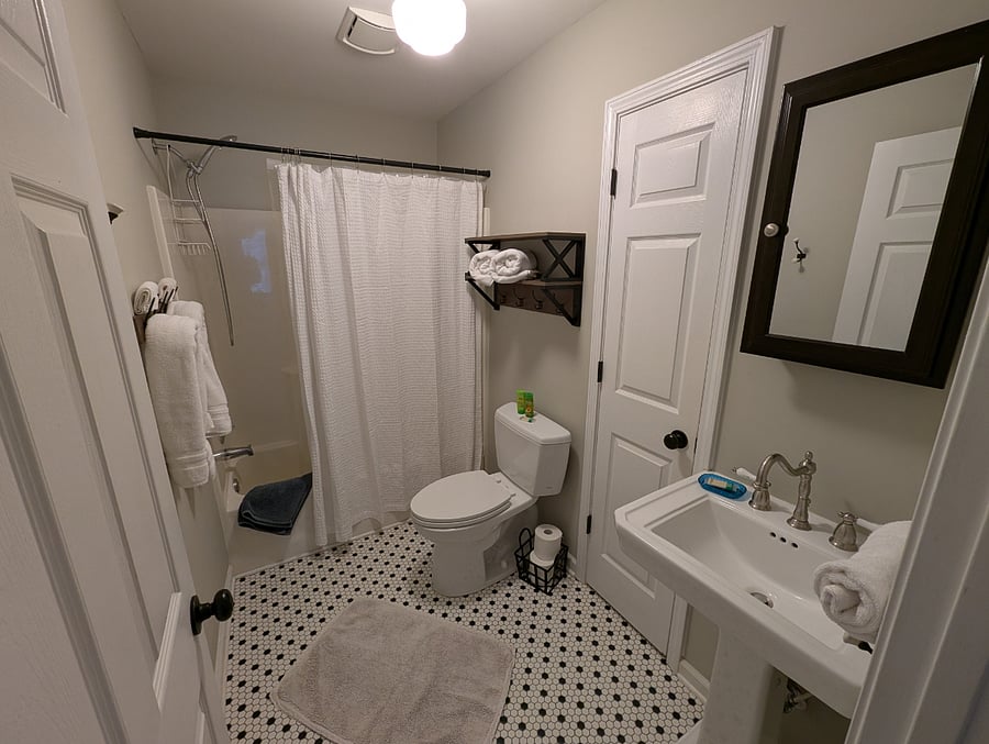Furnished Finder property 800371_2 photo 20